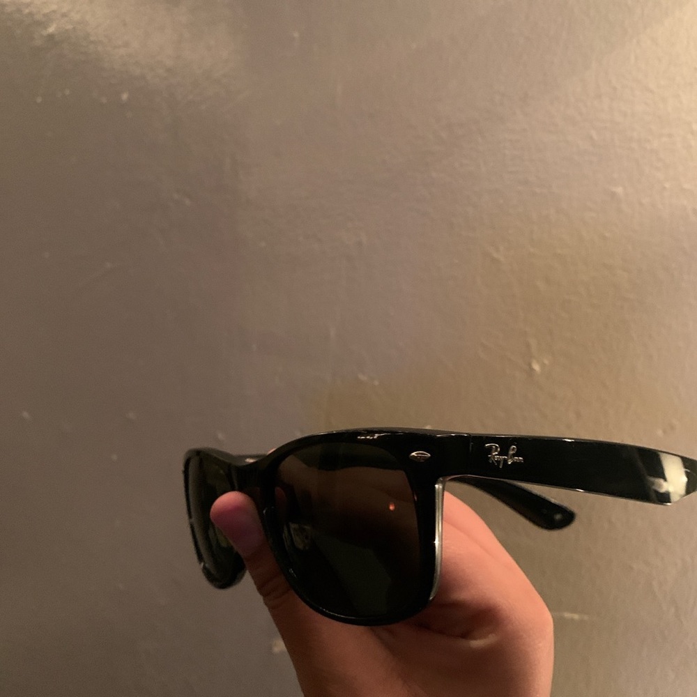 NEW Ray Ban Wayferer sunglasses